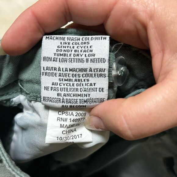 Hudson Teal Jean shorts - size 6 youth - Picture 6 of 6